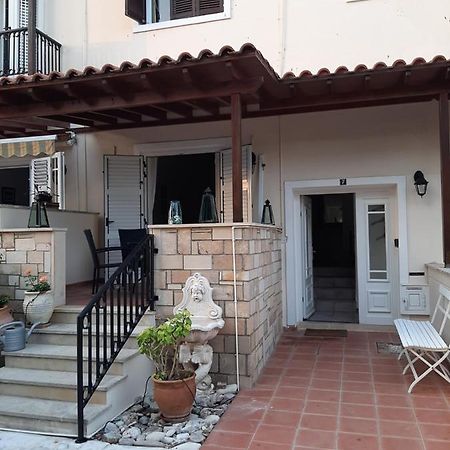 Limnaria Deluxe Maisonette Paphos Exteriör bild