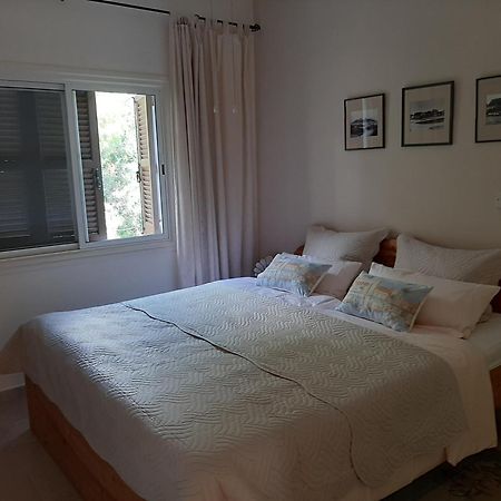Limnaria Deluxe Maisonette Paphos Exteriör bild