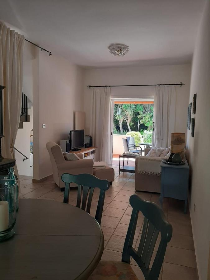 Limnaria Deluxe Maisonette Paphos Exteriör bild