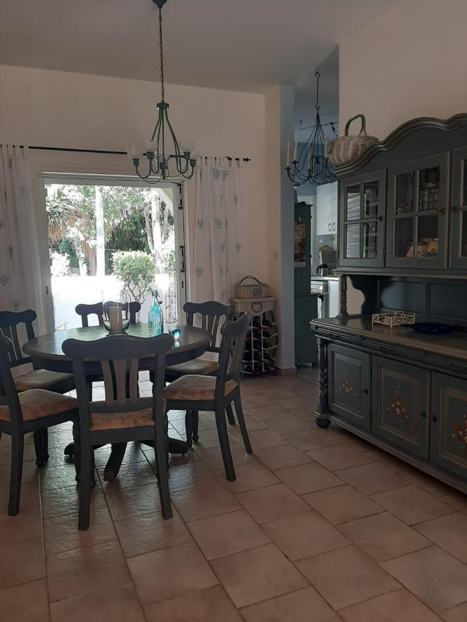 Limnaria Deluxe Maisonette Paphos Exteriör bild