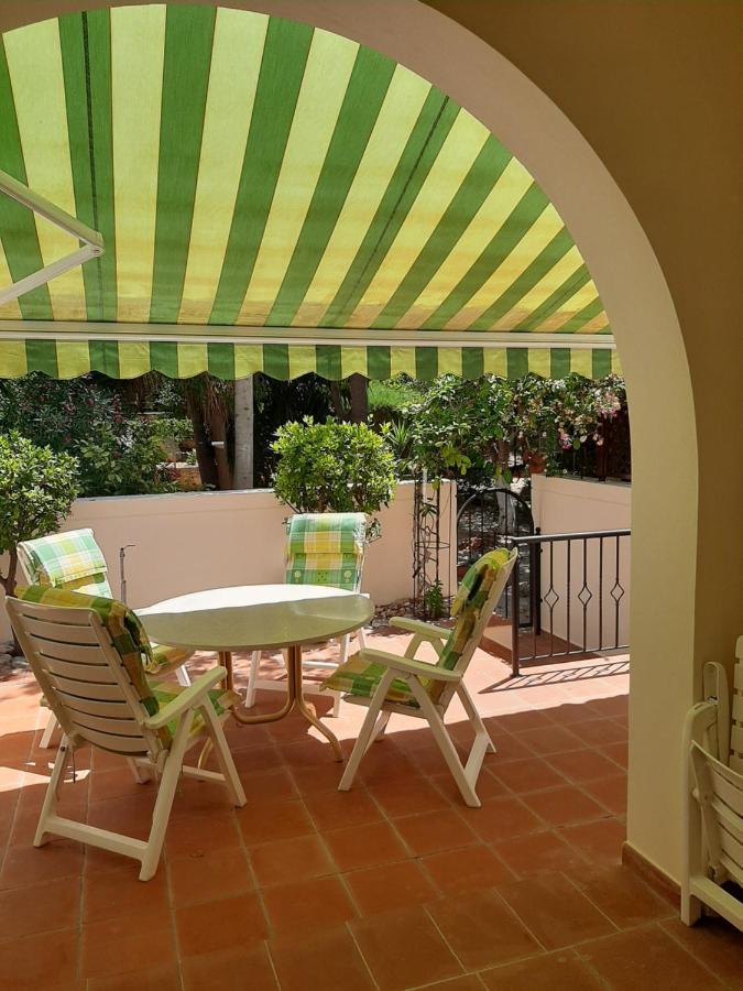 Limnaria Deluxe Maisonette Paphos Exteriör bild